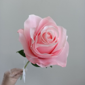 Vente en gros de fleurs artificielles à tige unique BX1001-I rose mariage maison Offre Spéciale d'usine colorée roses en vrac à bas prix - Product Image 3