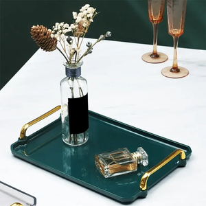 Bandeja de servicio de metal de latón decorativa con manijas de acero inoxidable de lujo para una elegante bandeja de comida de entretenimiento para el hogar - Product Image 5