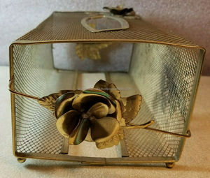 Élégant porte-papier de soie doré en métal en maille de fer parfait pour les ustensiles de cuisine et la décoration de restaurant et les organisations élégantes - Product Image 4