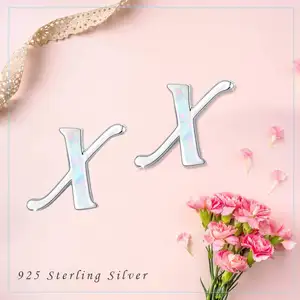 Alla moda da donna S925 in argento Sterling creato in alfabeto opale graziosi orecchini minuscoli X lettere
