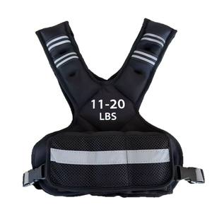 سترة تدريب للرجال والنساء للجري وصالة الألعاب الرياضية واللياقة البدنية والرياضات الخارجية مع أشرطة عاكسة ووزن قابل للتعديل - Product Image 4