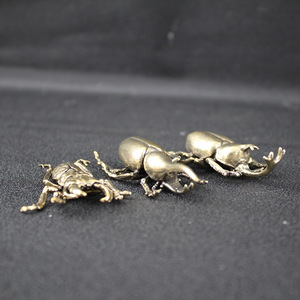 Adorno de Escritorio de Latón con Simulación de Escarabajo, Estilo Escarabajo Hércules, Retro Chino, Figura de Animal, Mascota de Té, Decoración de Insecto de Metal Sólido - Product Image 1