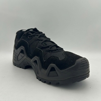 Bottes de randonnée basses noires en daim à lacets légères pour le travail en extérieur