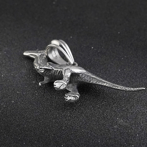 Vente en gros de colliers pendentifs gothiques en acier inoxydable breloque de bijoux à la mode de dinosaure Triceratops - Product Image 5