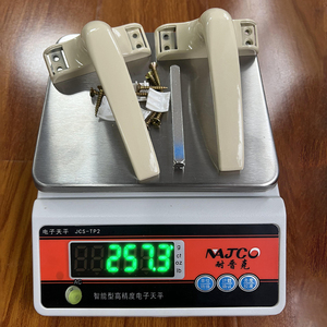 Melo in lega di alluminio a leva a leva scorrevole in vetro con serratura per soluzioni <span class=keywords><strong>Hardware</strong></span> Guangdong e prestazioni durature - Product Image 3