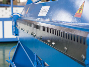 HVAC-Luftkanal-Faltmaschine Quadratische HVAC-Formmaschine Blechfaltmaschine Kanalmaschine zur Herstellung von Lüftungsrohren - Product Image 2