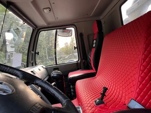 รถเครนไฮดรอลิกยกของหนัก 50 ตัน รุ่น ZTC500H ยี่ห้อซูมไลออน สำหรับทุกสภาพพื้นผิว - Product Image 6