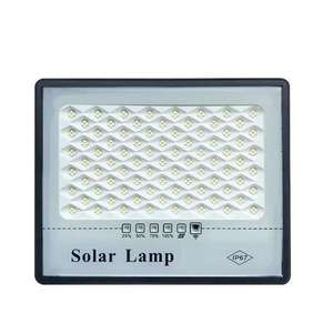 ไฟสปอร์ตไลท์ LED พลังงานแสงอาทิตย์ 6000K แสงเดย์ไลท์ IP66 ตัวเรือน ABS พร้อมรีโมทคอนโทรล ติดตั้งบนพื้นผิว สำหรับสวน รับประกัน 1 ปี - Product Image 4