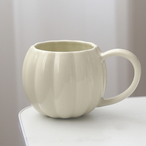 Tasse à café en céramique décorative pour Halloween tasse crème blanche en forme de citrouille tasse à thé au lait et à l'eau pour le bureau et la maison - Product Image 2