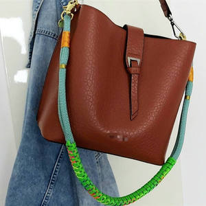 Nouveau produit 2026 2025 Ventes chaudes <span class=keywords><strong>2022</strong></span> Sac à bandoulière élégant avec sangle de <span class=keywords><strong>poche</strong></span>, sac fourre-tout avec bandoulière pour sac à main - Product Image 2