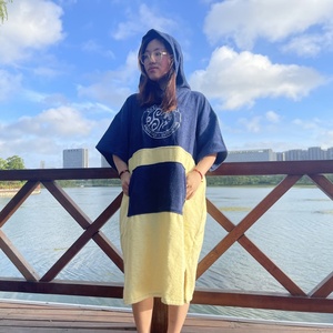 Poncho de surf à <span class=keywords><strong>capuche</strong></span> pour adultes, robe de change pour piscine, poncho de plage, <span class=keywords><strong>serviette</strong></span> de surf - Product Image 2