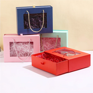 <strong>Customized</strong> High-end pink PVC Transparent Window Box with Lifting Rope Birthday Gift Drawer Box - Product Image 3