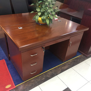 Muebles de oficina de lujo para personal de madera, escritorio de oficina, Mesa Ejecutiva pequeña, conjunto de mesa y silla de ordenador - Product Image 2