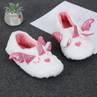 Fourniture d'usine mignon dessin animé Animal en peluche pantoufles pour enfants hiver maison peluche fourrure pantoufle pour enfants