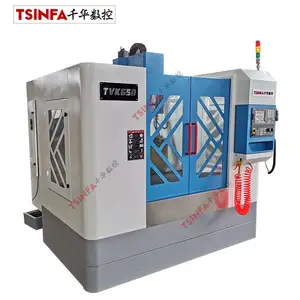 CNC-Fräsmaschine bt40 XH714 TVK650 hohe Qualität Taiwan 3 Achsen lineare Führungsschiene Schneidefuttergeschwindigkeit 6000U/min. Verarbeitung Grafit