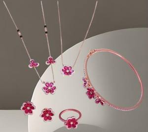 Anillo de cóctel Bloom de oro de 18 quilates con rubí y diamantes, elegante y lujoso, para mujer, anillo fino y elegante para fiestas. - Product Image 3