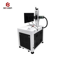 Machine de marquage laser à fibre de type armoire 20W 30W 50W 60W pour le marquage et la gravure de l'or, de l'argent, du cuivre, de l'aluminium et de l'acier inoxydable