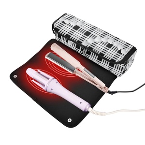 Nouveauté : Organisateur portable personnalisé avec imprimé Puakenikeni Lei, fer à friser 2-en-1, sac de voyage pour outils capillaires avec poignée - Product Image 1