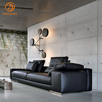Canapé modulaire moderne avec dossier réglable, canapé en tissu gris clair en forme de L avec accoudoirs et coussin d'appoint étendus
