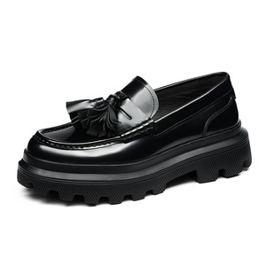 Men's large-sized slouchy platform leather suede glossy loafers in retro color scheme with removable leather <b>insoles</b> - Product Image 1