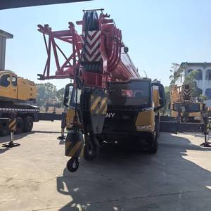 Grue sur camion SANY STC1000C d'occasion de haute qualité, 100 tonnes, moteur Cummins Euro III/Euro IV, hauteur de levage 78m, en stock à vendre - Product Image 2