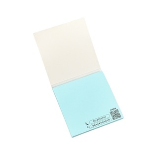 Sticky notepad for students and office use, simple and easy to use, with multiple uses and customizable logo. - Product Image 4