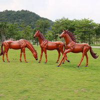 Modèle animal en résine écologique Grand cheval blanc réaliste Sculpture Décoration de jardin scénique extérieure
