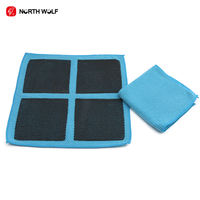 Serviette de décontamination automobile bleue à 4 compartiments, pliable en quatre, pour un nettoyage en profondeur puissant