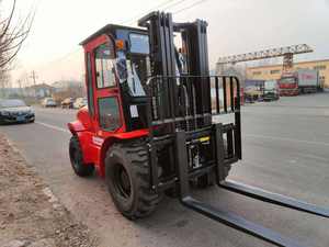 Yangft cpcd 40 סין 4טון 4 טון דיזל שטח קשה 4WD 4 x4 מלגזה עם יפני isuzu, מיצובישי יאנמאר דיזל - Product Image 5