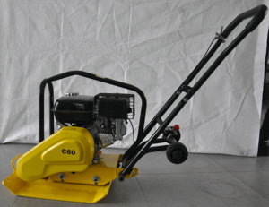 Compacteur à plaques vibrantes à haute efficacité Série C60-C330 12-50 KN Force centrifuge pour le compactage du sol, de l'asphalte et du gravier - Product Image 1