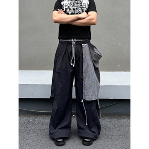 Pantalon large décontracté à carreaux noirs avec empiècements, taille élastiquée, style streetwear - Product Image 1