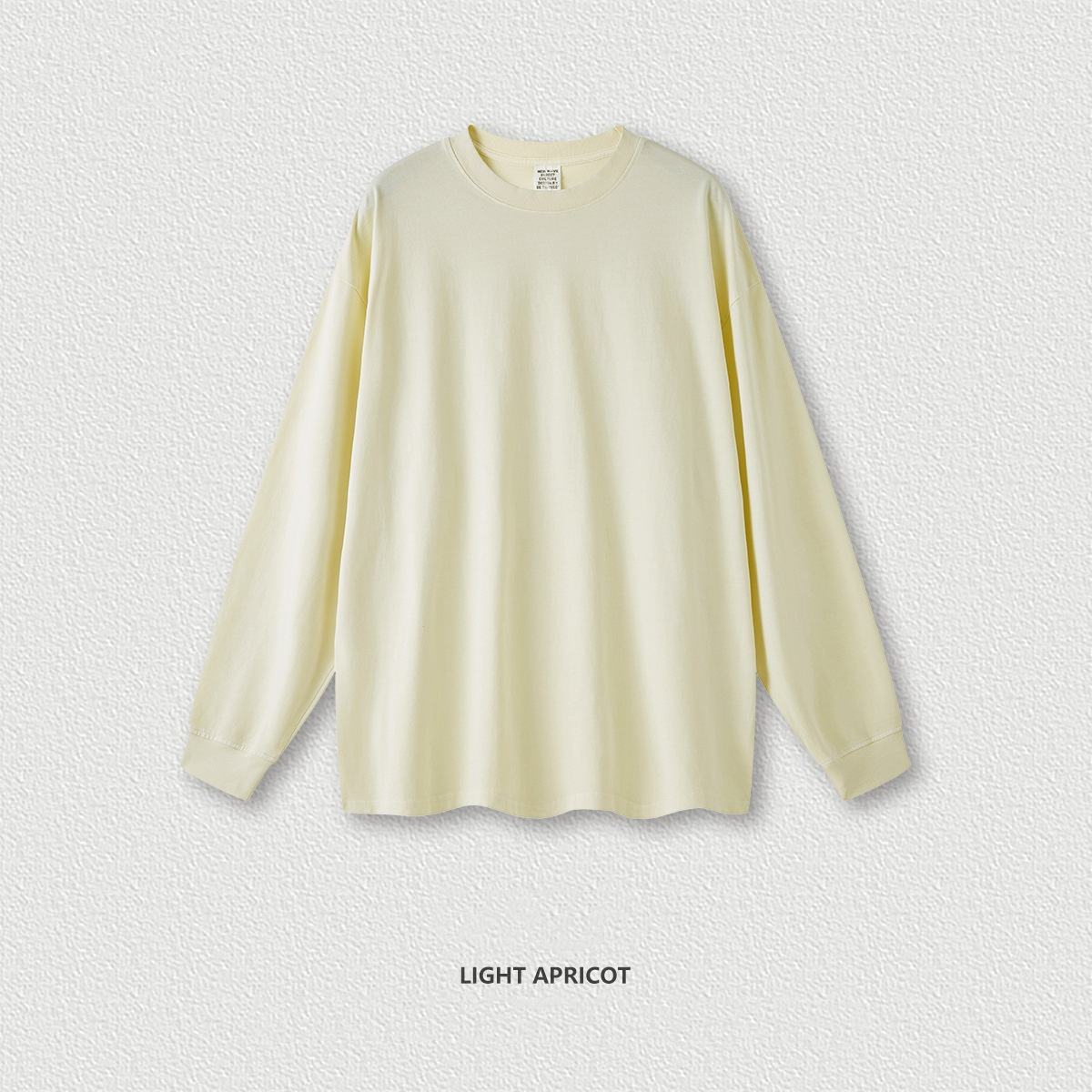 สีแอปริคอตอ่อน