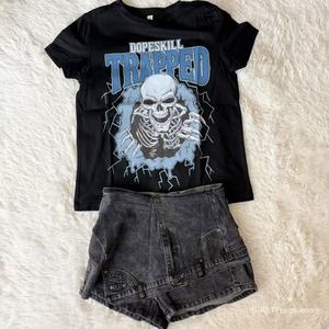 Set 2 Potong Pakaian Wanita Musim Panas, Atasan Crop Top Motif Digital dan Celana Pendek Denim High Street, Streetwear Kasual Panjang Di Atas Lutut - Product Image 4