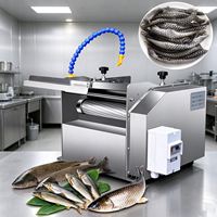 Machine à éviscérer le poisson en acier inoxydable de qualité alimentaire, à faible déchets, éplucheur automatique de peau de poisson pour atelier de produits de la mer