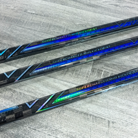 Bâtons de hockey sur glace personnalisés en fibre de carbone 18K, 375g-420g, flex de lame P92/P88, test de flexion à 3 points pour l'entraînement et les matchs, pour jeunes