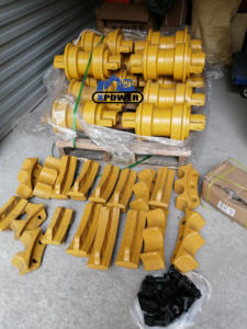 Pièces de train de roulement XPower Rouleau de chenille à double bride Rouleau inférieur pour excavatrice sur chenilles D6D D85 D7G D65 Garde-chenille Rouleau inférieur - Product Image 2