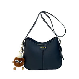 Sac à bandoulière noir en cuir PU grande capacité pour femme, sac messager à fermeture éclair, sac seau pour le quotidien et les voyages - Product Image 1