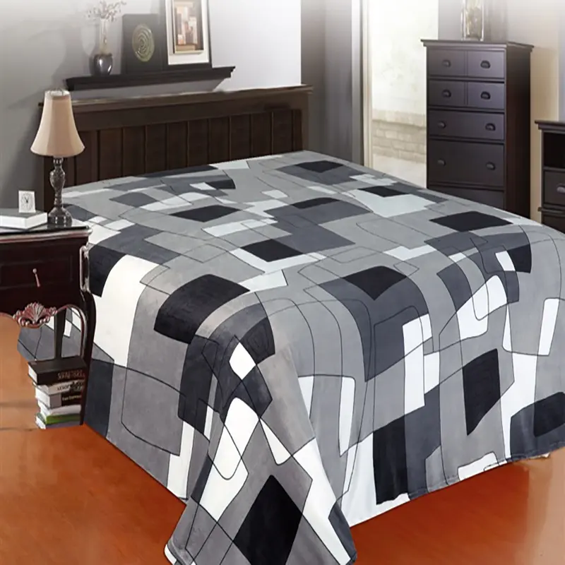 Wholesale Cheap Bedding Blanket 220gsm Flannel Cashmere Blanket Luxury Throw