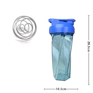 Botella mezcladora de plástico de 600 ml con tapa libre de BPA para uso deportivo en el gimnasio y camping. - Product Image 5