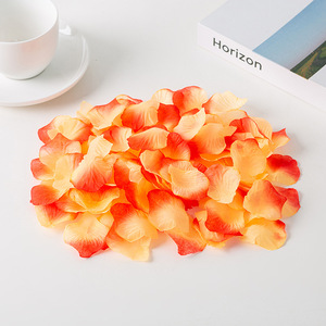 Petali simulati-coriandoli floreali colorati per decorazioni romantiche per abbellimenti eventi - Product Image 6