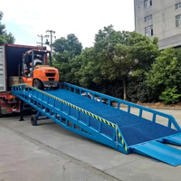 Rampe de chantier mobile réglable en hauteur, rampe de chantier portable pour le transfert de marchandises en camion ou conteneur