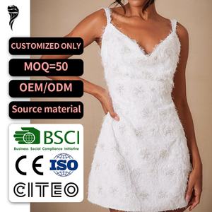 Robe de soirée élégante pour femme, style Y2K, mini-robe sexy à plumes, sans taille, avec fines bretelles, robe de princesse, personnalisable OEM - Product Image 1