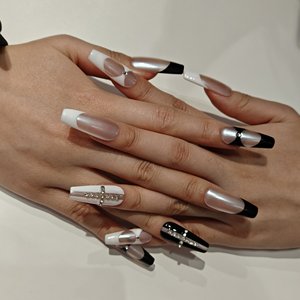 เล็บปลอมทรงโลงศพสีดำและสีขาวจากแบรนด์ Muhaha Trend Design - Product Image 4