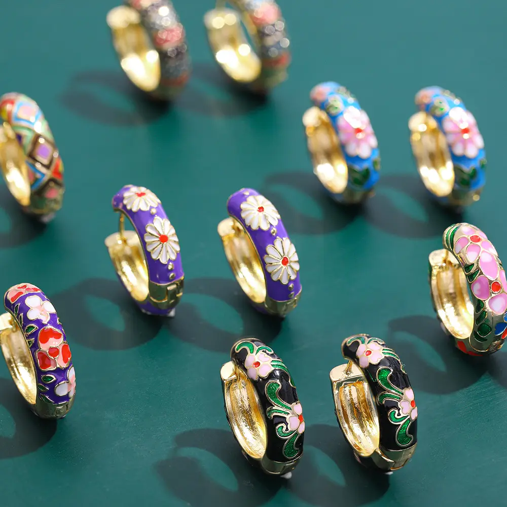 Серьги-кольца в стиле ретро, хипстерские цветные модные эмалированные с цветочным узором, с пряжкой, модные эмалевые для женщин