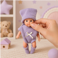 Poupée bébé réaliste en silicone solide de 6 pouces, avec tenue en tricot exquise, poupée de compagnie douce pour enfants et collectionneurs
