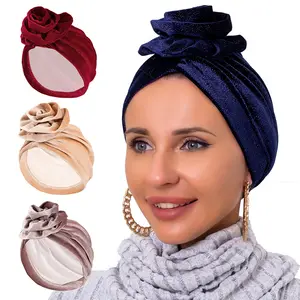 Berretti con turbante in velluto a fiore grande per donna, eleganti e lucide, protezione per capelli autunno, berretto