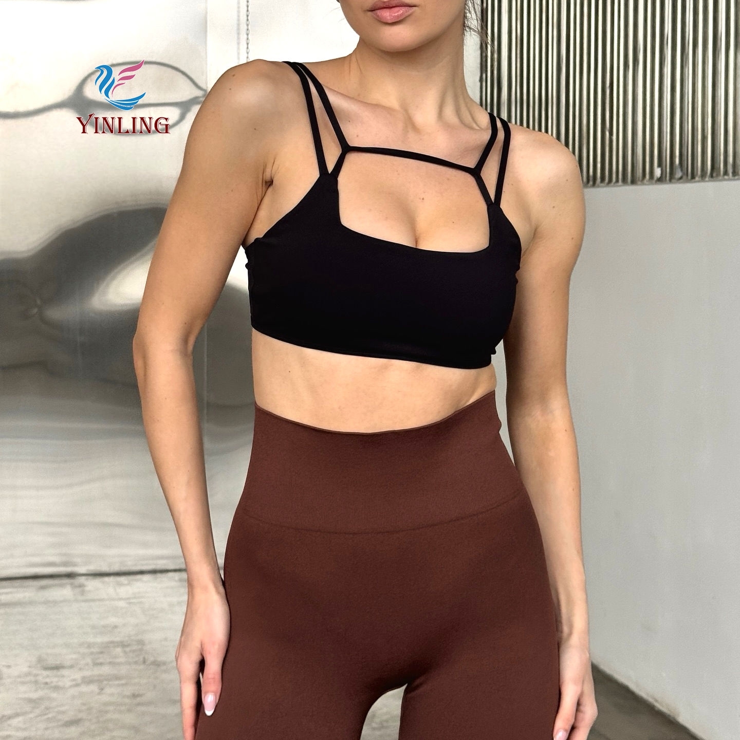 2026 Custom logo Gym Training Sexy Top Gross Cross Back Backless Adjustable Halter Yoga Set for Women