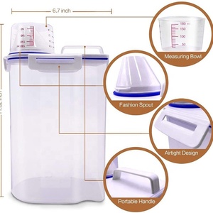 Contenitore per alimenti per cani di piccola taglia Dispenser ermetico in plastica contenitore per alimenti per animali domestici da 2KG con misurino graduato - Product Image 2