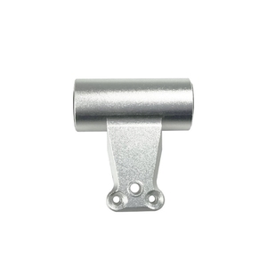 Composant de tournage en acier inoxydable usiné CNC avec trous filetés et alésage de précision - Product Image 4