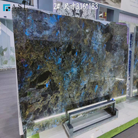 Dalles de granit bleu labradorite Lemurian pour plan de travail de cuisine, comptoir de bar, table à manger